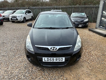 Used Hyundai i20 2009 for sale - 77400635: Photo