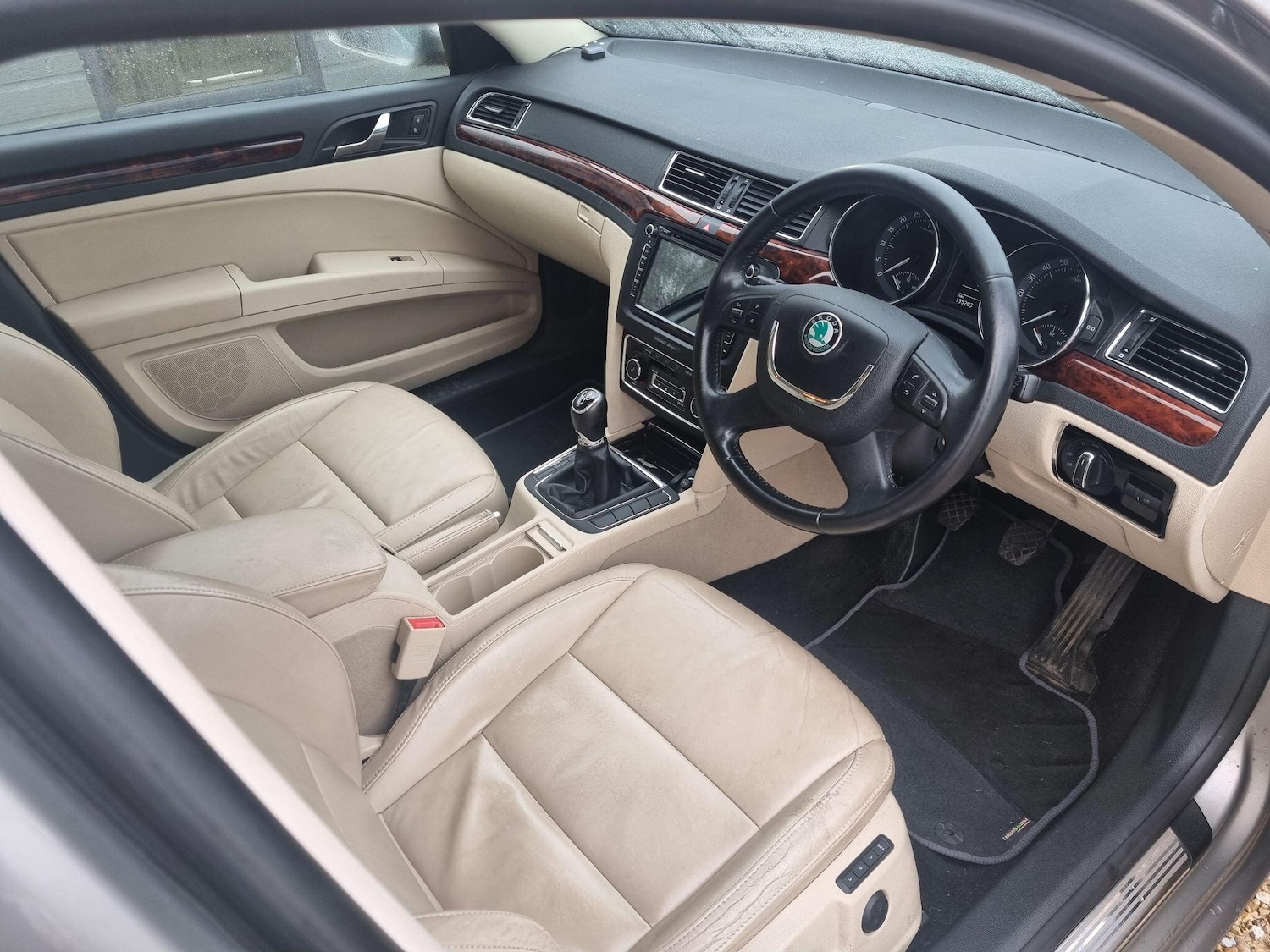 Used Skoda Superb 2013 for sale - 76927050: Photo 10