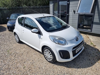 2013 (63) - 1.0i VTR Euro 5 3dr