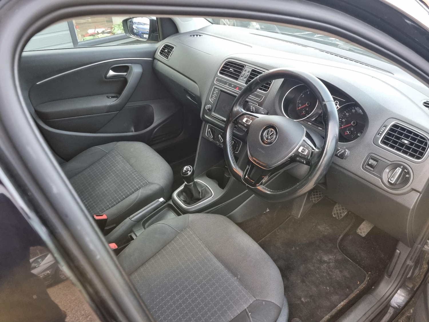 Used Volkswagen Polo 2015 for sale - 76573040: Photo 10