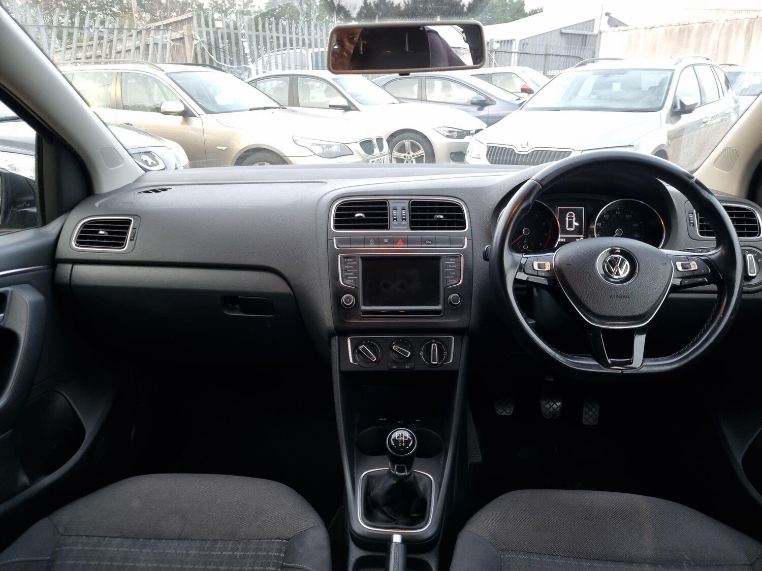 Used Volkswagen Polo 2015 for sale - 76573040: Photo 13