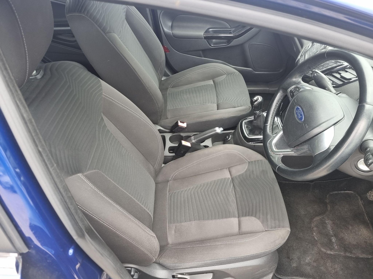 Used Ford Fiesta 2017 for sale - 76988334: Photo 11