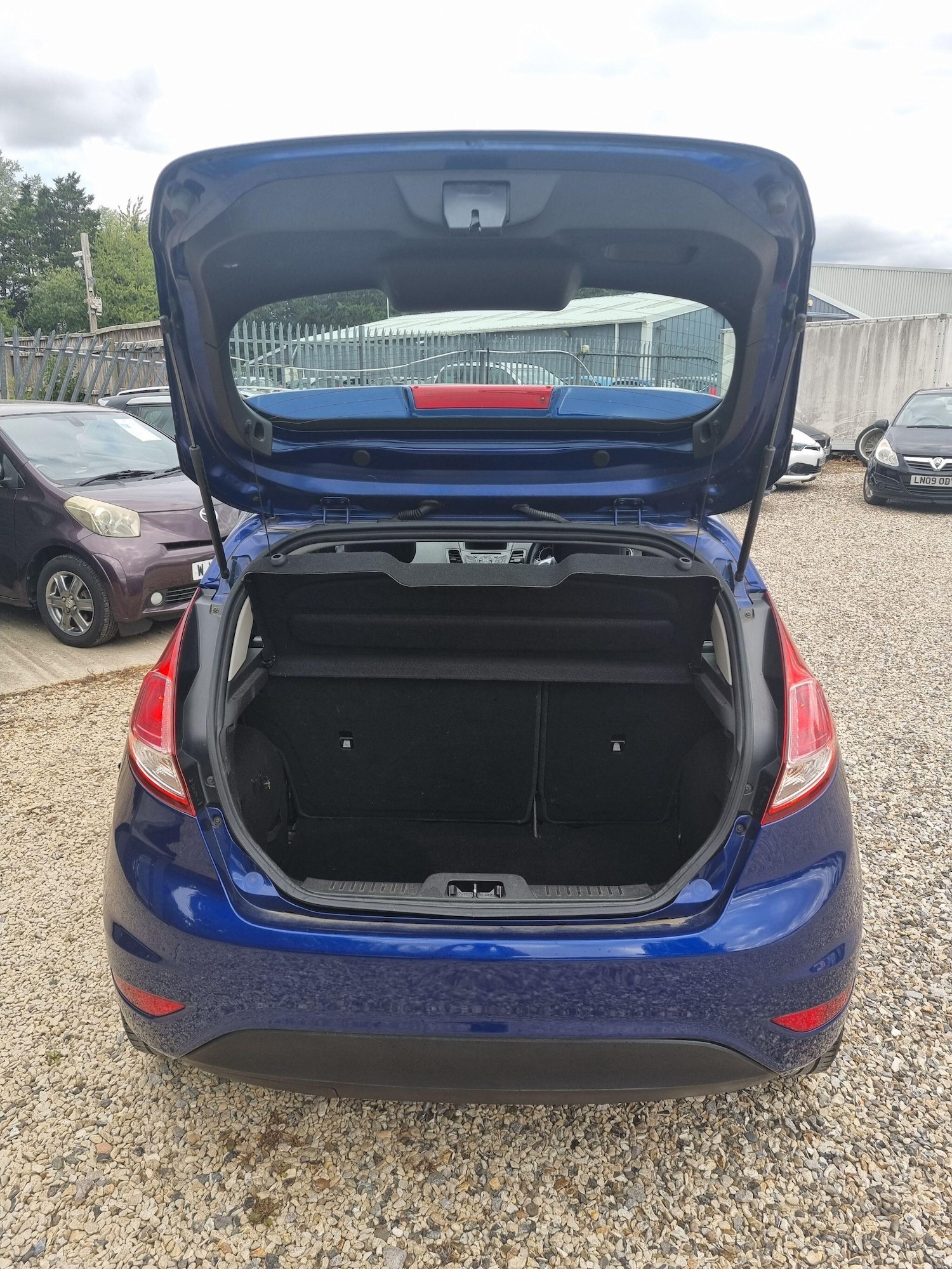 Used Ford Fiesta 2017 for sale - 76988334: Photo 8