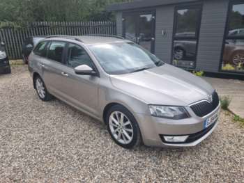 2014 (64) - 1.6 TDI CR Elegance 5dr