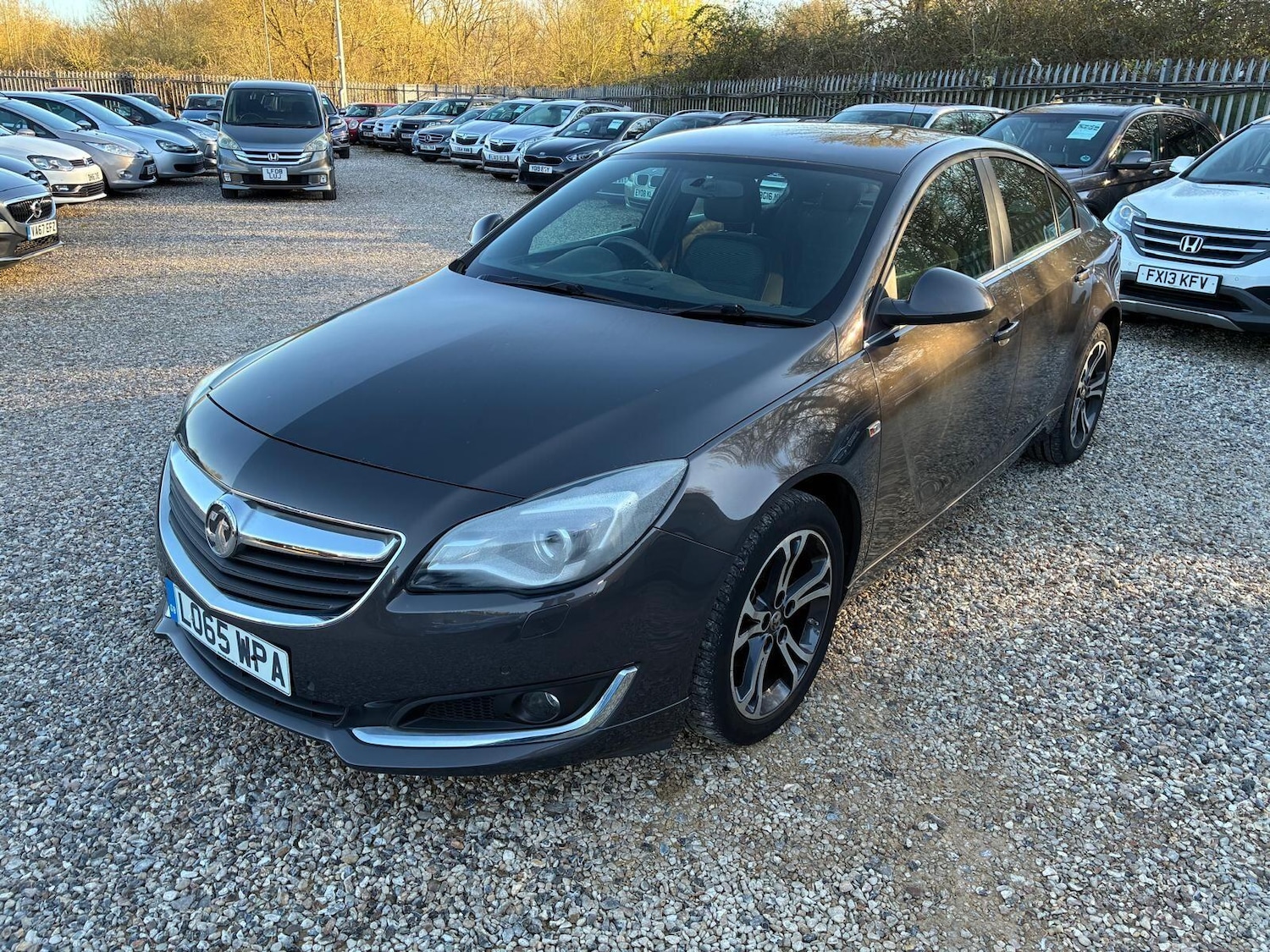 Used Vauxhall Insignia 2015 for sale - 77957621: Photo 3