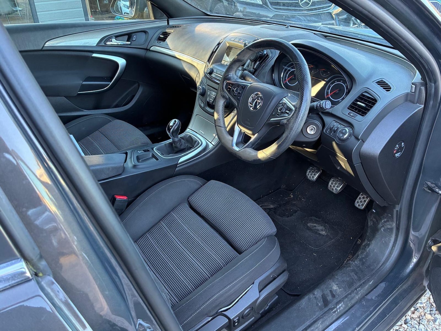 Used Vauxhall Insignia 2015 for sale - 77957621: Photo 9