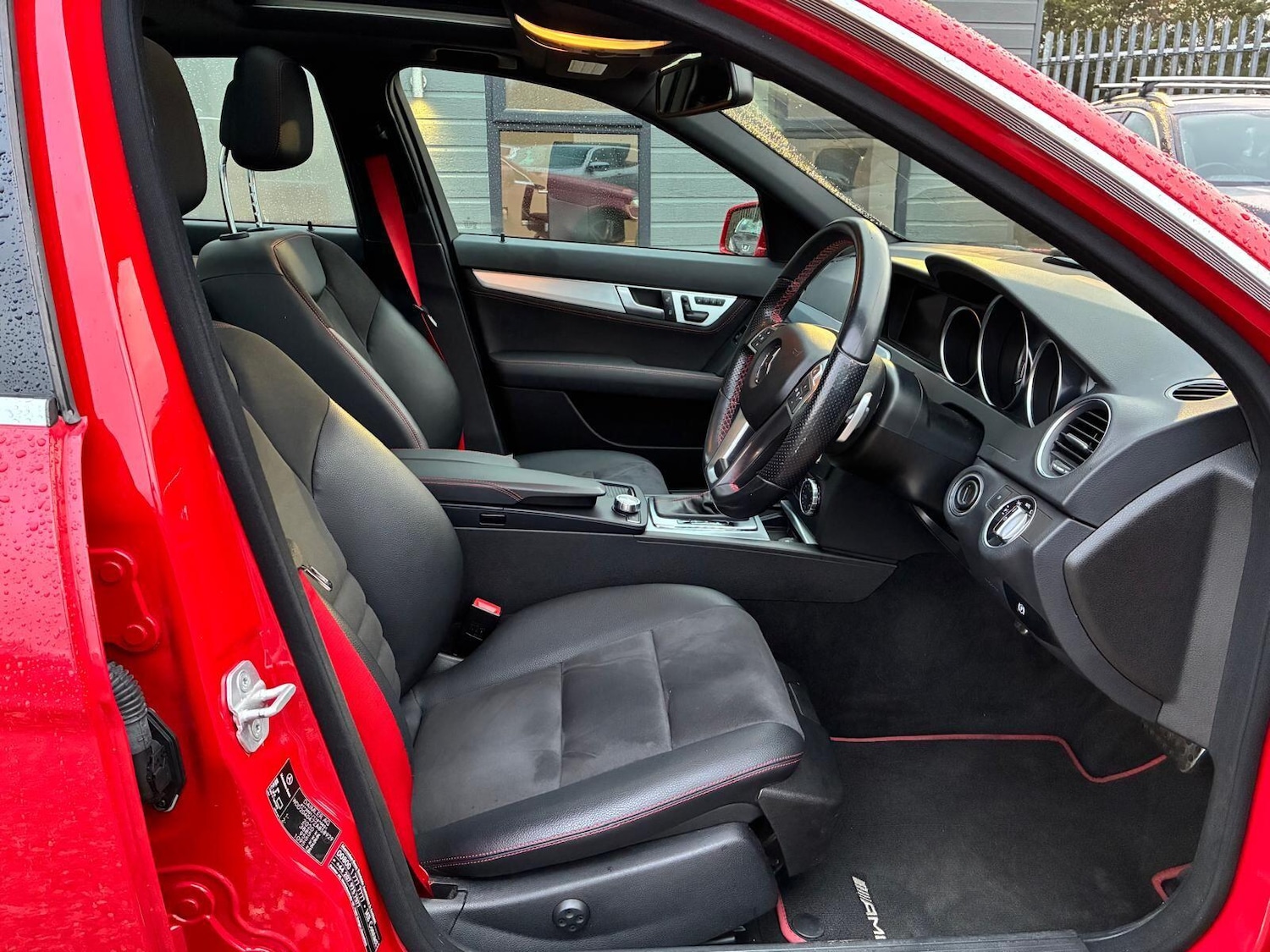 Used Mercedes-Benz C Class 2013 for sale - 77291480: Photo 11