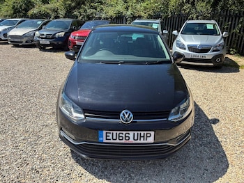 Used Volkswagen Polo 2016 for sale - 79075707: Photo