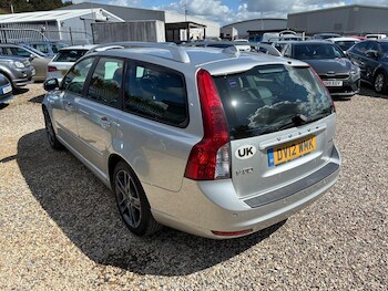 Used Volvo V50 2012 for sale - 78184948: Photo