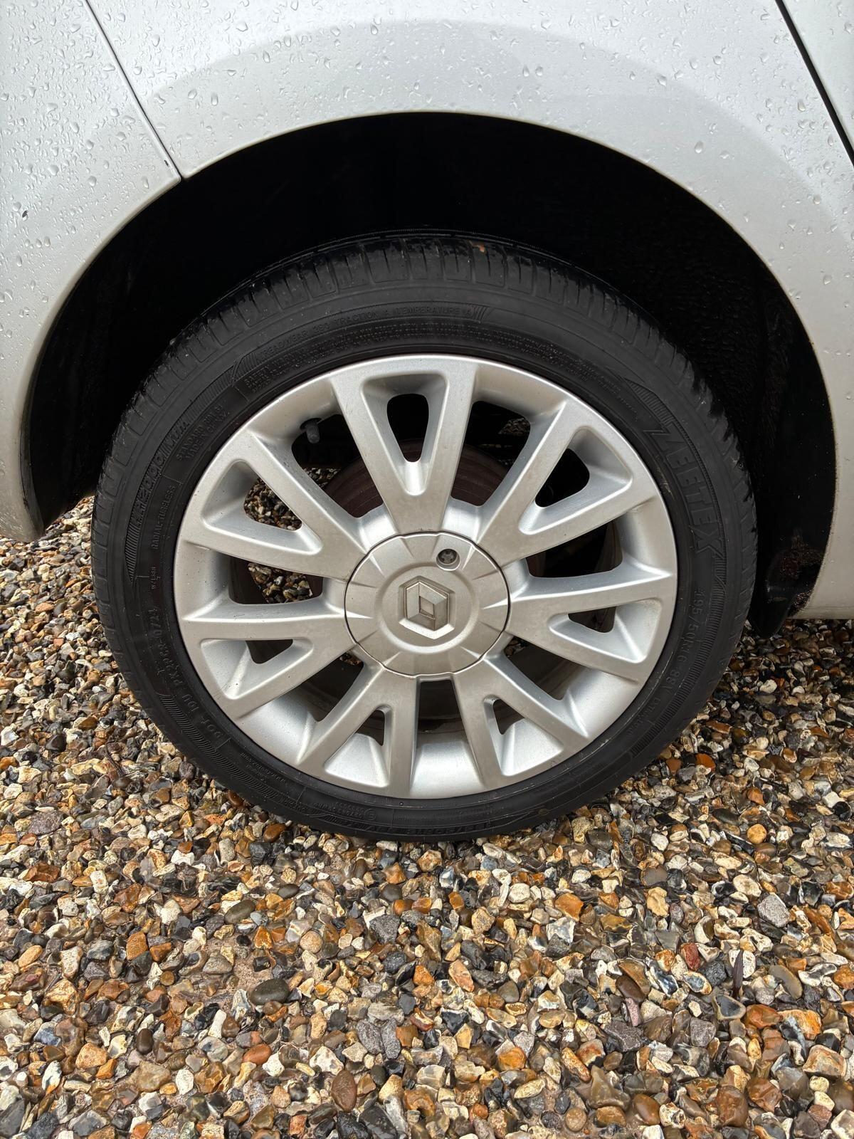 Used Renault Clio 2008 for sale - 77441056: Photo 11