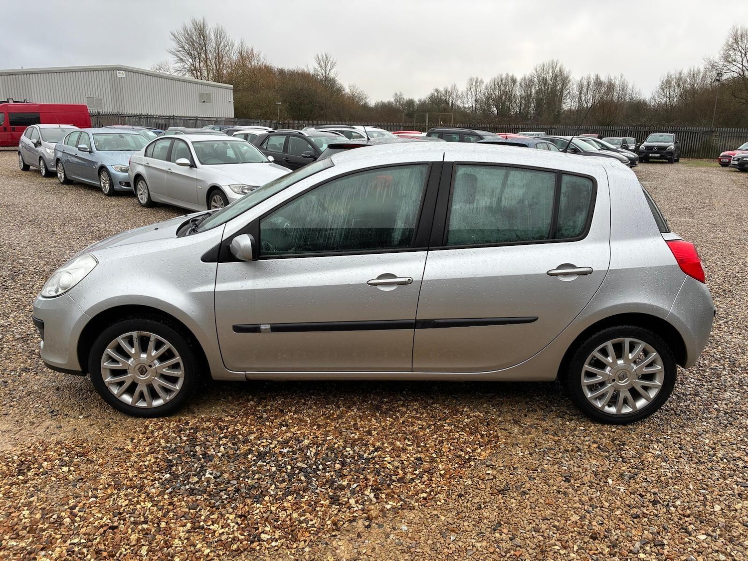 Used Renault Clio 2008 for sale - 77441056: Photo 4