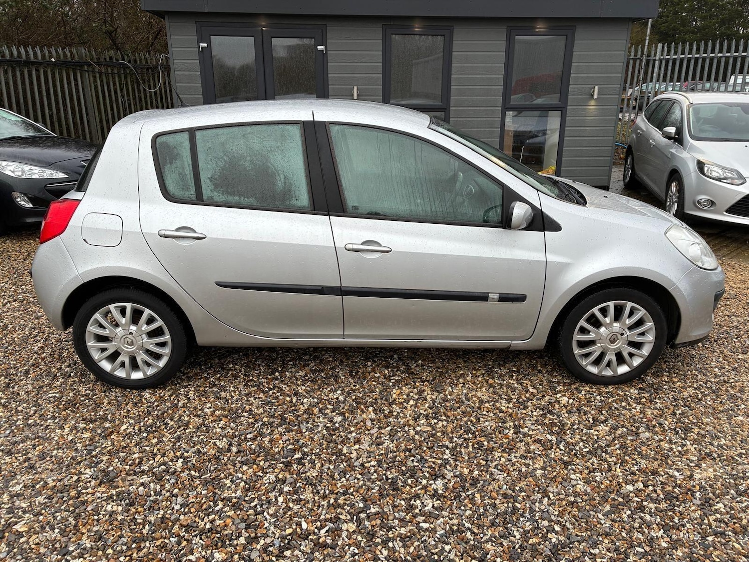 Used Renault Clio 2008 for sale - 77441056: Photo 9