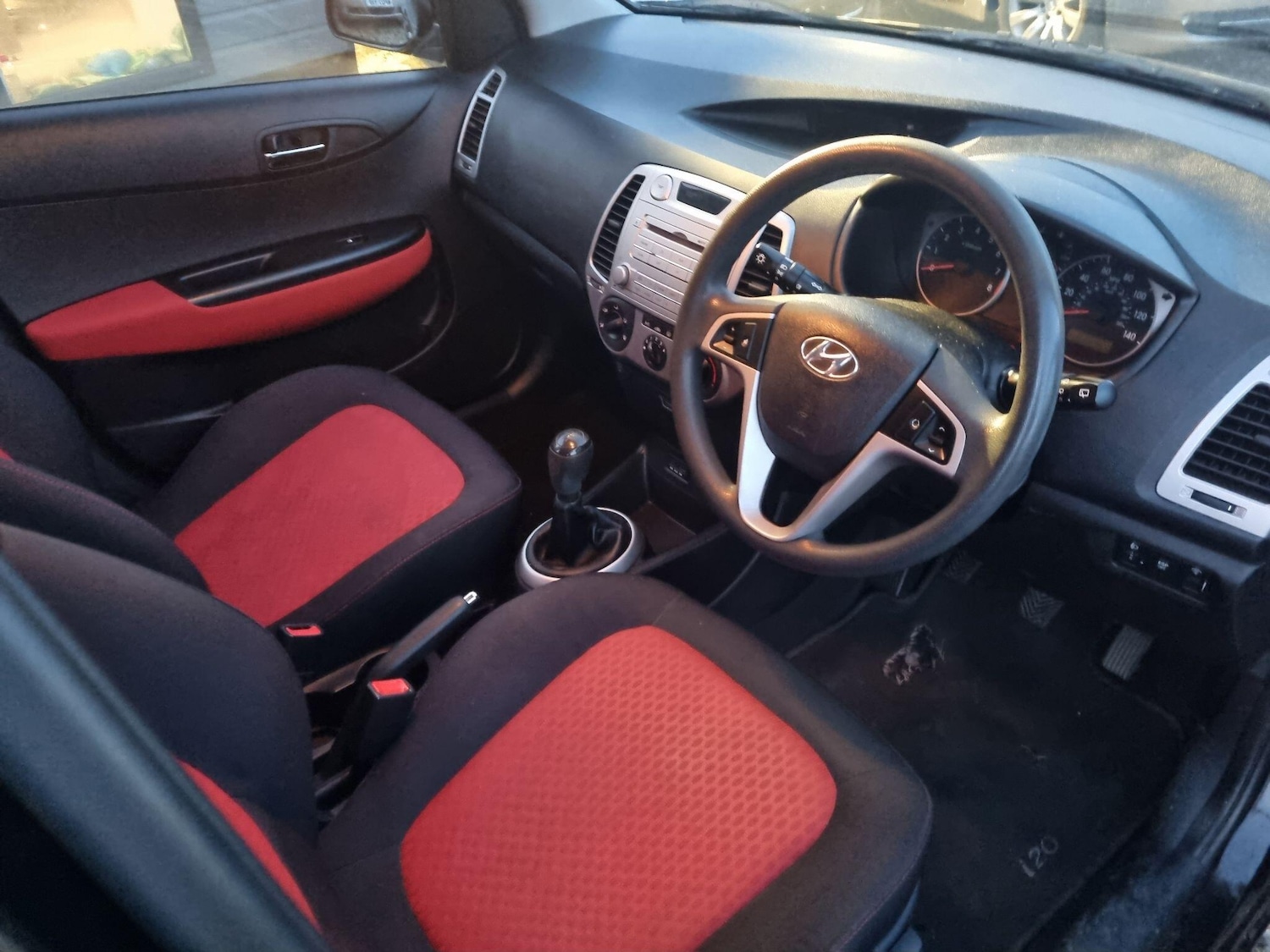 Used Hyundai i20 2010 for sale - 76800794: Photo 10