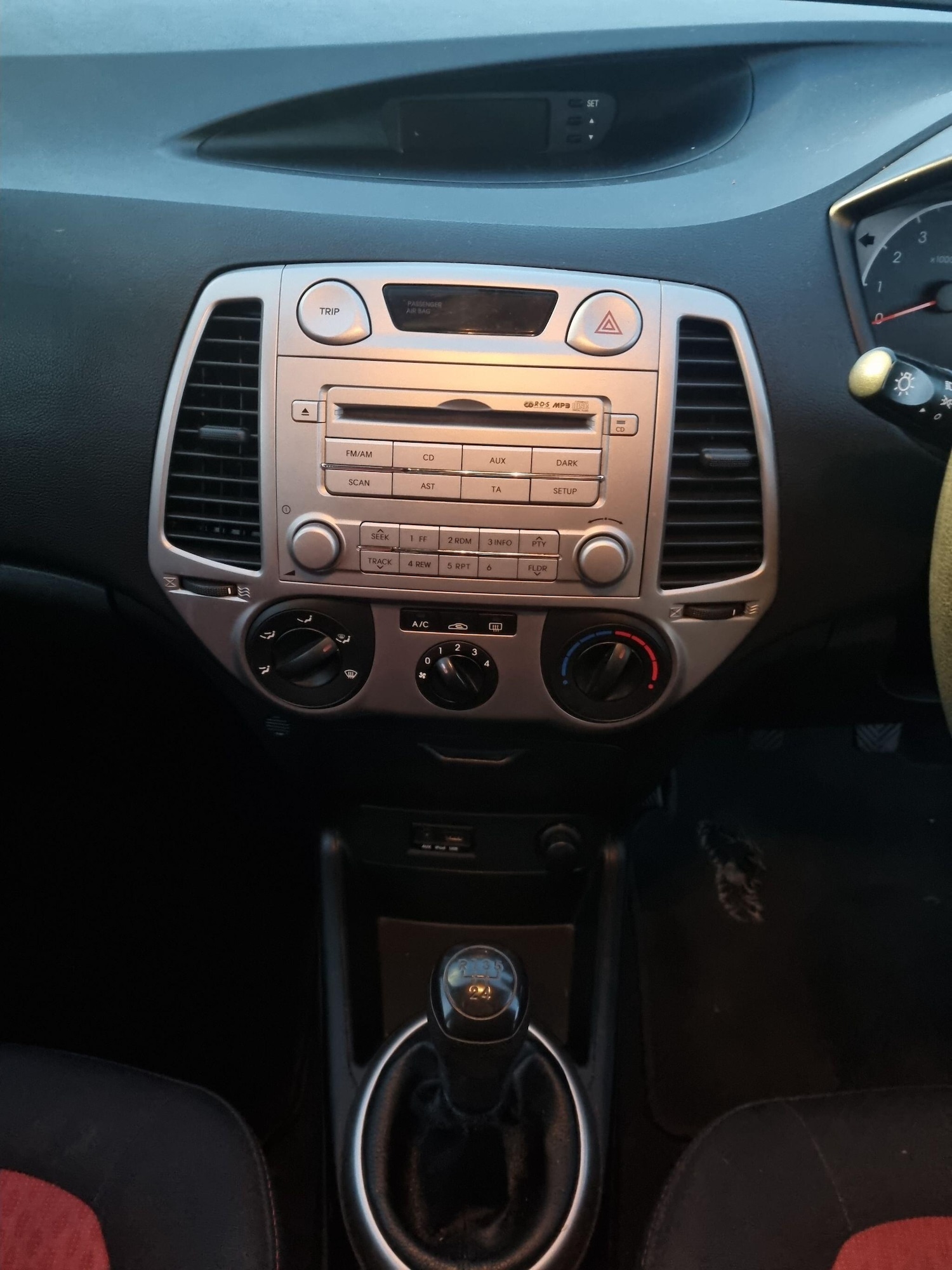 Used Hyundai i20 2010 for sale - 76800794: Photo 14