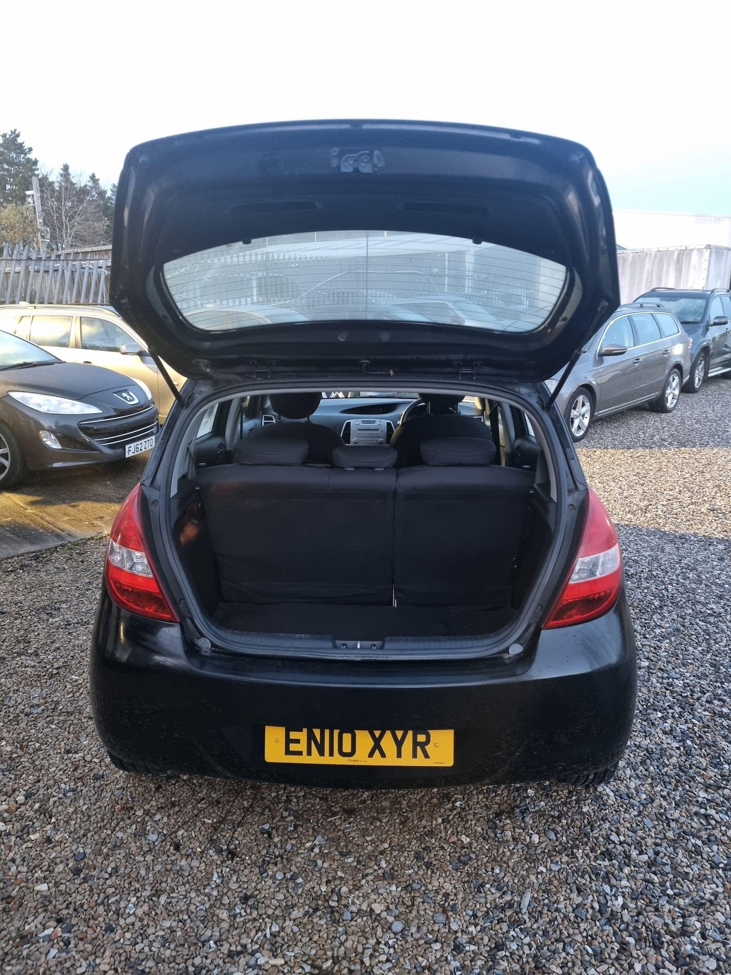 Used Hyundai i20 2010 for sale - 76800794: Photo 8