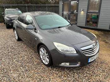Vauxhall Insignia feature image