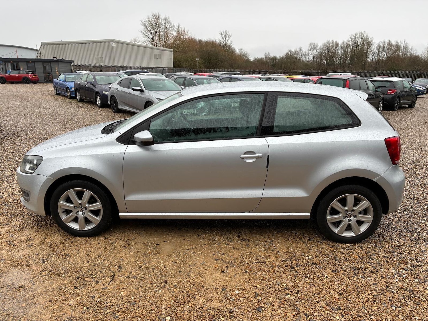 Used Volkswagen Polo 2010 for sale - 77191102: Photo 3