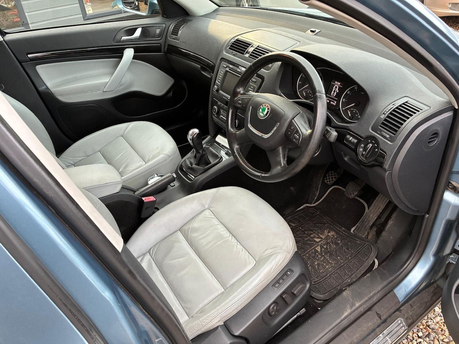 Used Skoda Octavia 2010 for sale - 77626038: Photo 11