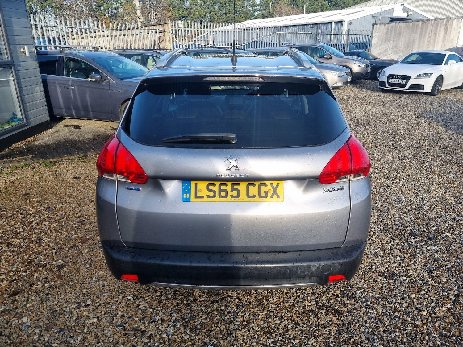 Used Peugeot 2008 2015 for sale - 76927000: Photo 4