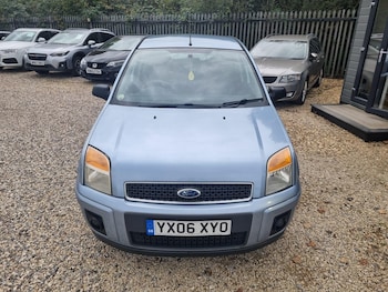 Used Ford Fusion 2006 for sale - 76802275: Photo