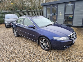 (03) - 2.0 i-VTEC Executive 4dr