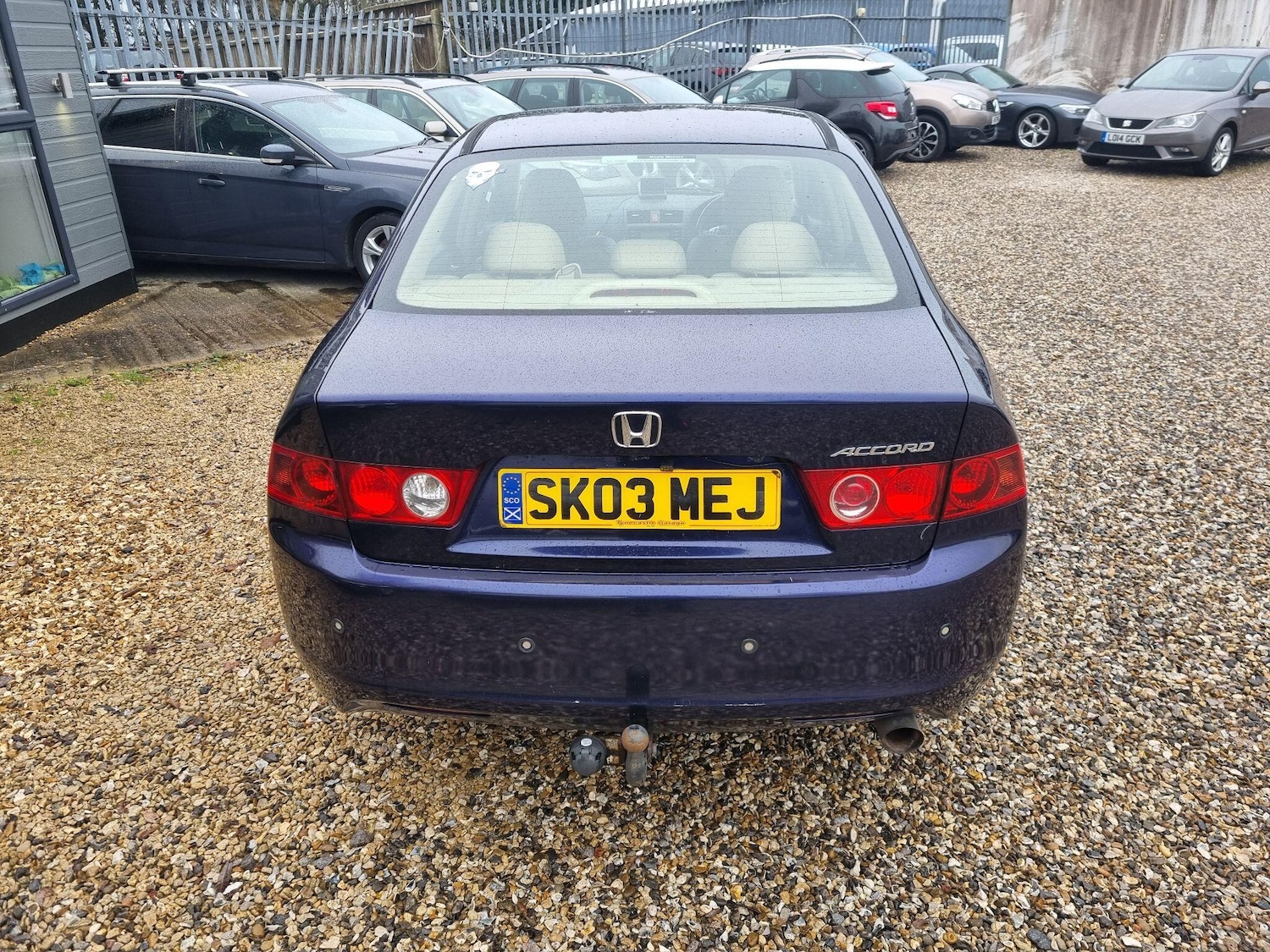 Used Honda Accord 2017 for sale - 76976113: Photo 5