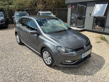 Used Volkswagen Polo 2015 for sale - 79509387: Photo