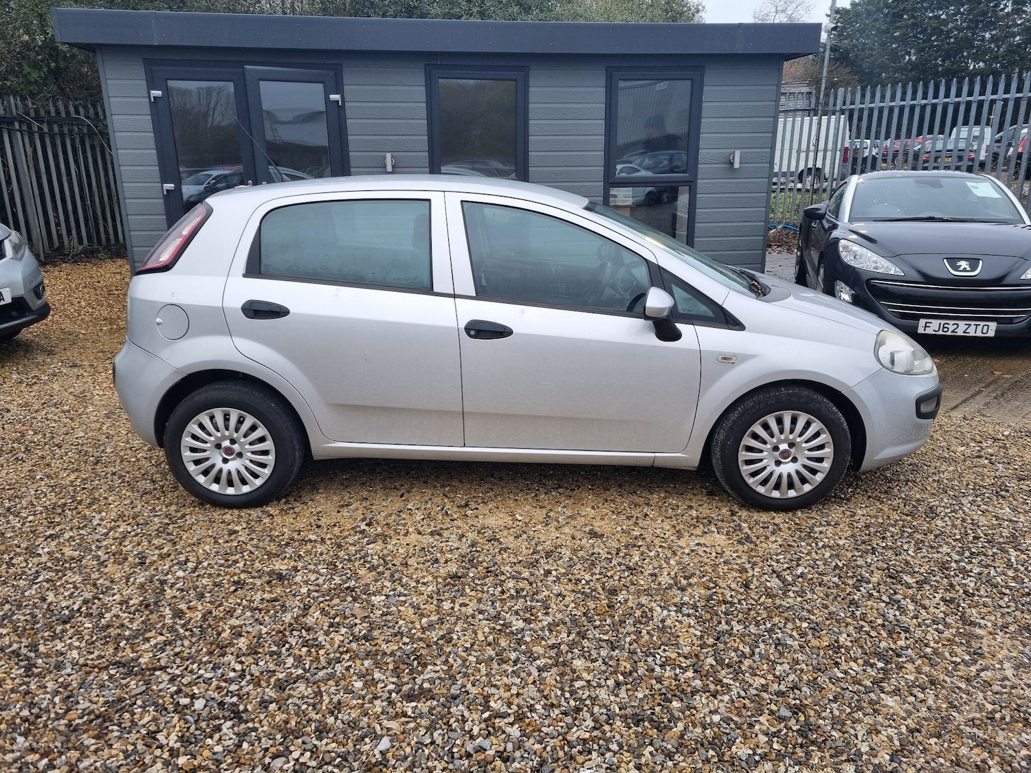 Used Fiat Punto Evo 2010 for sale - 76752997: Photo 6