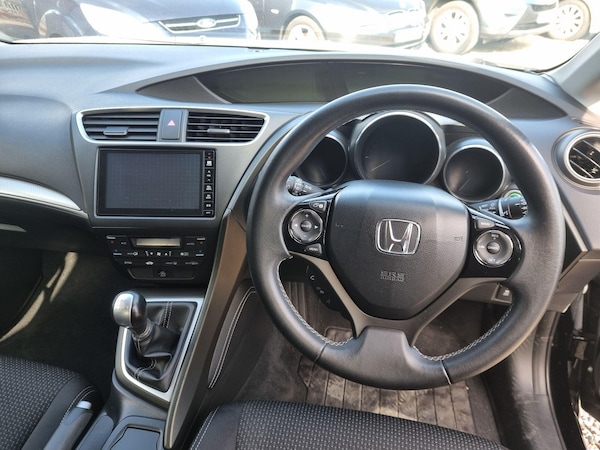 Used Honda Civic 2015 for sale - 76283706: Photo 16