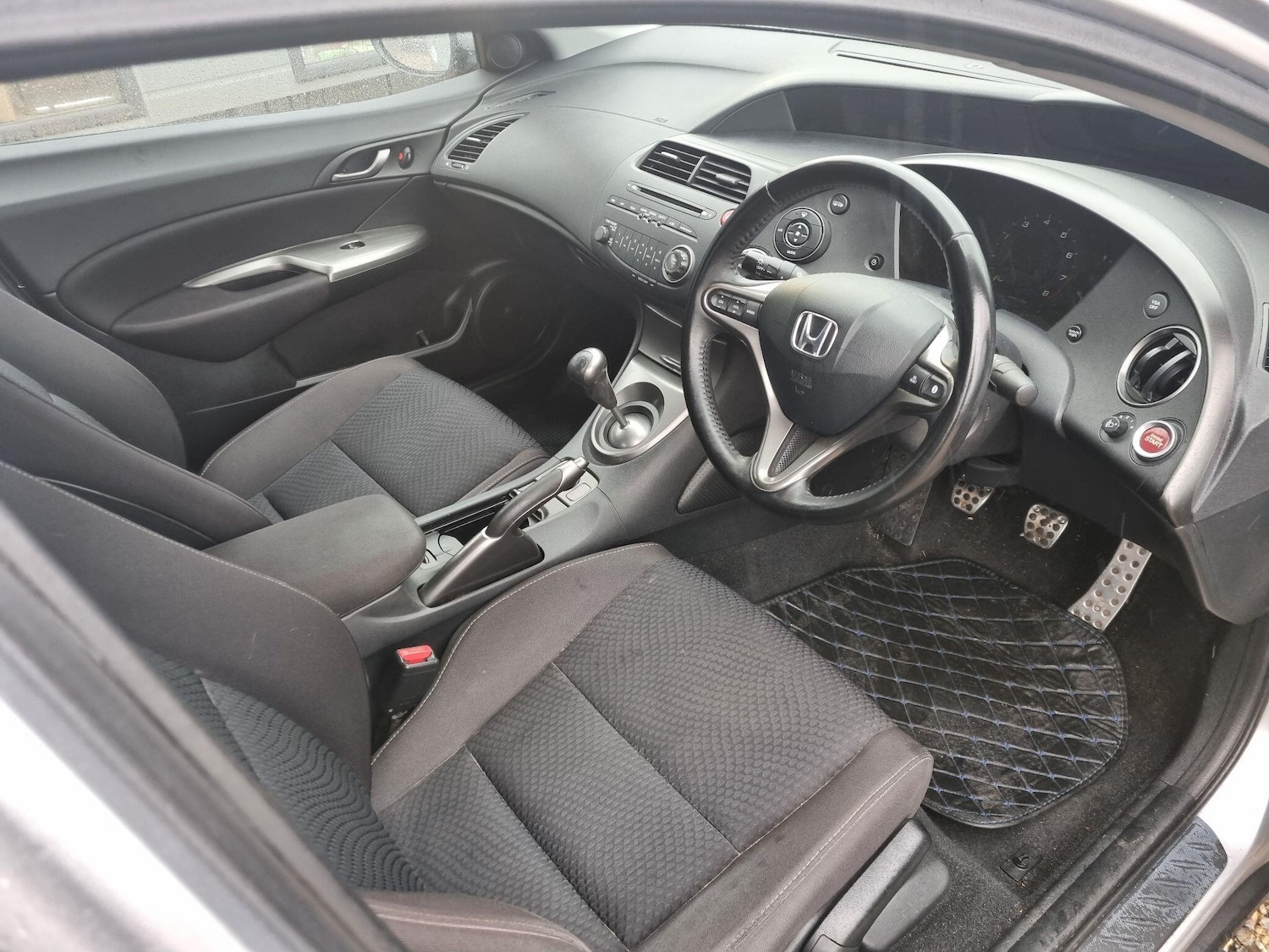 Used Honda Civic 2009 for sale - 76667239: Photo 10