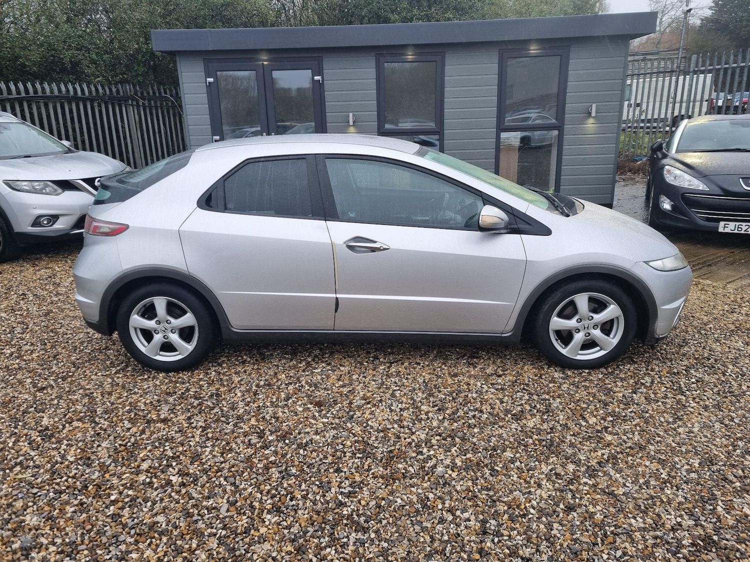 Used Honda Civic 2009 for sale - 76667239: Photo 7