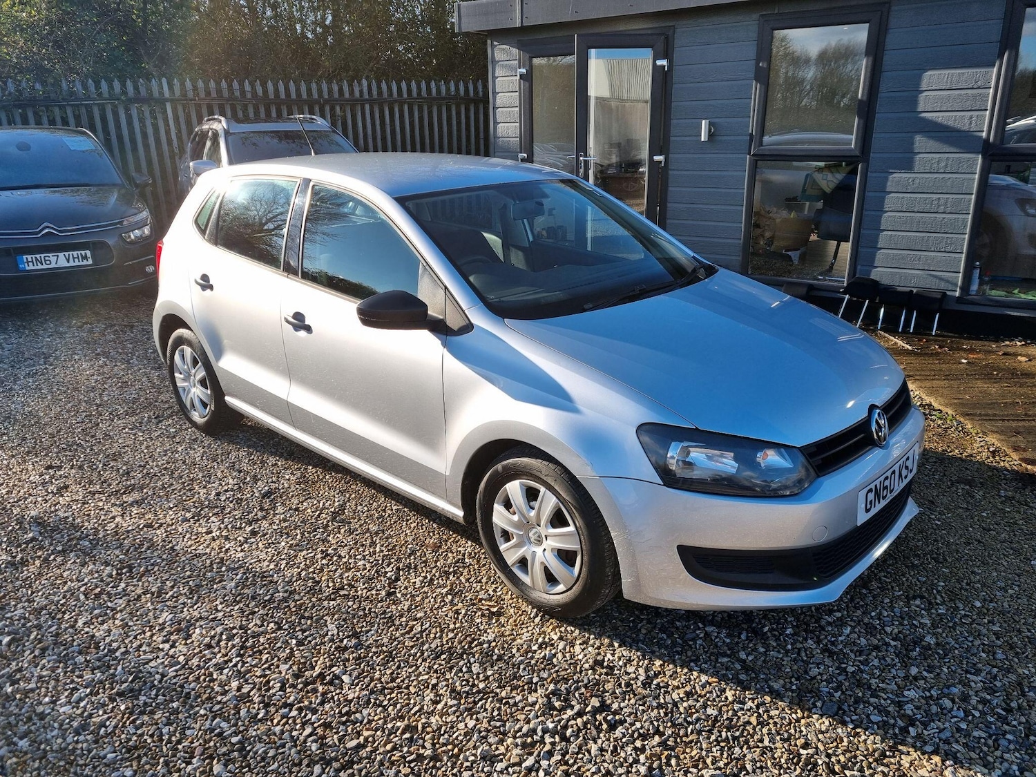 Used Volkswagen Polo 2011 for sale - 76398187: Photo 1