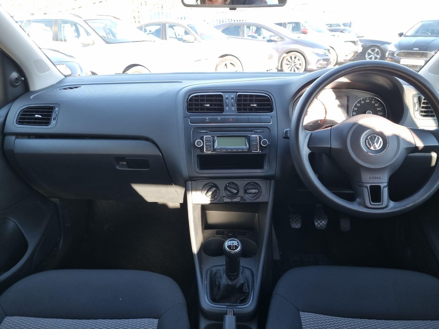 Used Volkswagen Polo 2011 for sale - 76398187: Photo 10