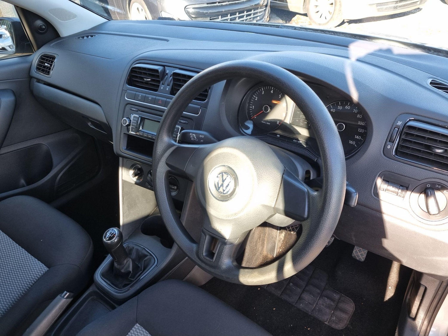 Used Volkswagen Polo 2011 for sale - 76398187: Photo 6