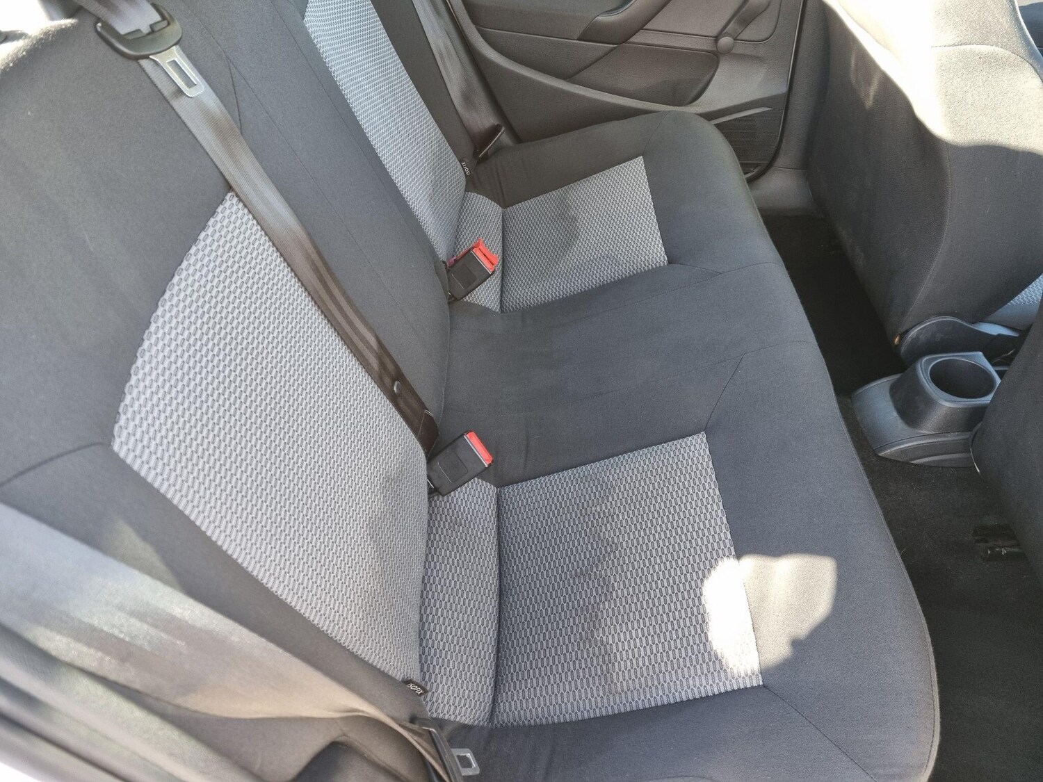 Used Volkswagen Polo 2011 for sale - 76398187: Photo 9