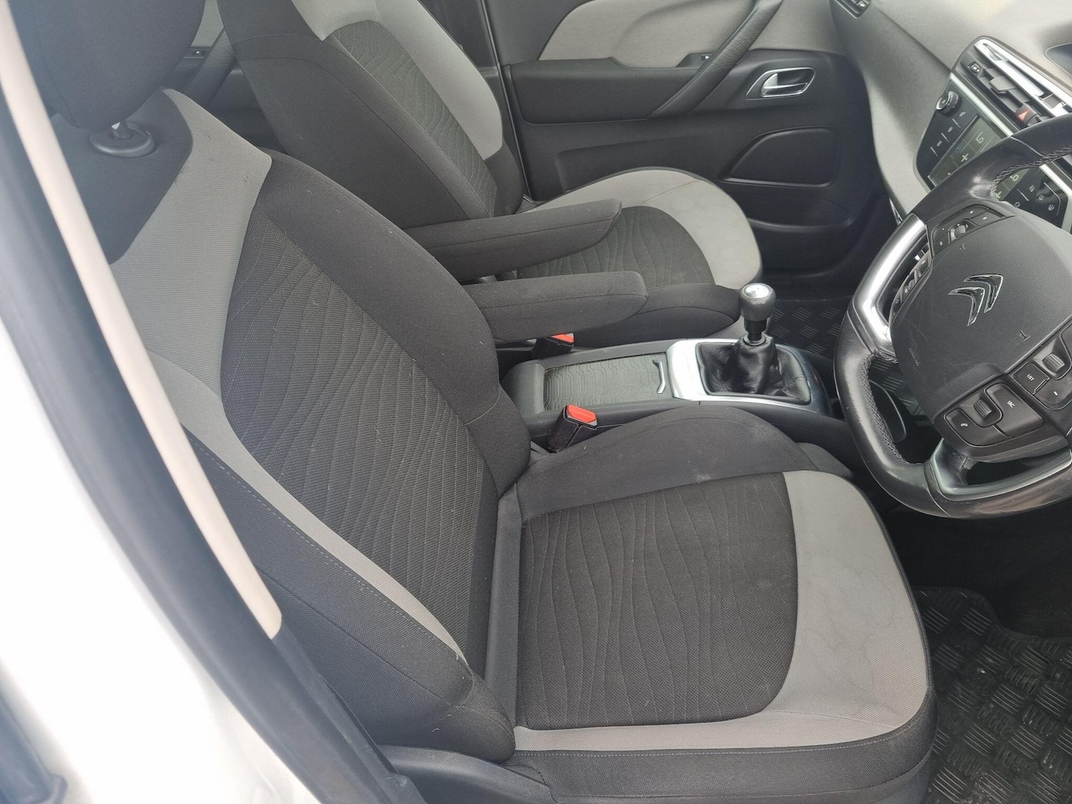 Used Citroen C4 Picasso 2014 for sale - 76071584: Photo 9