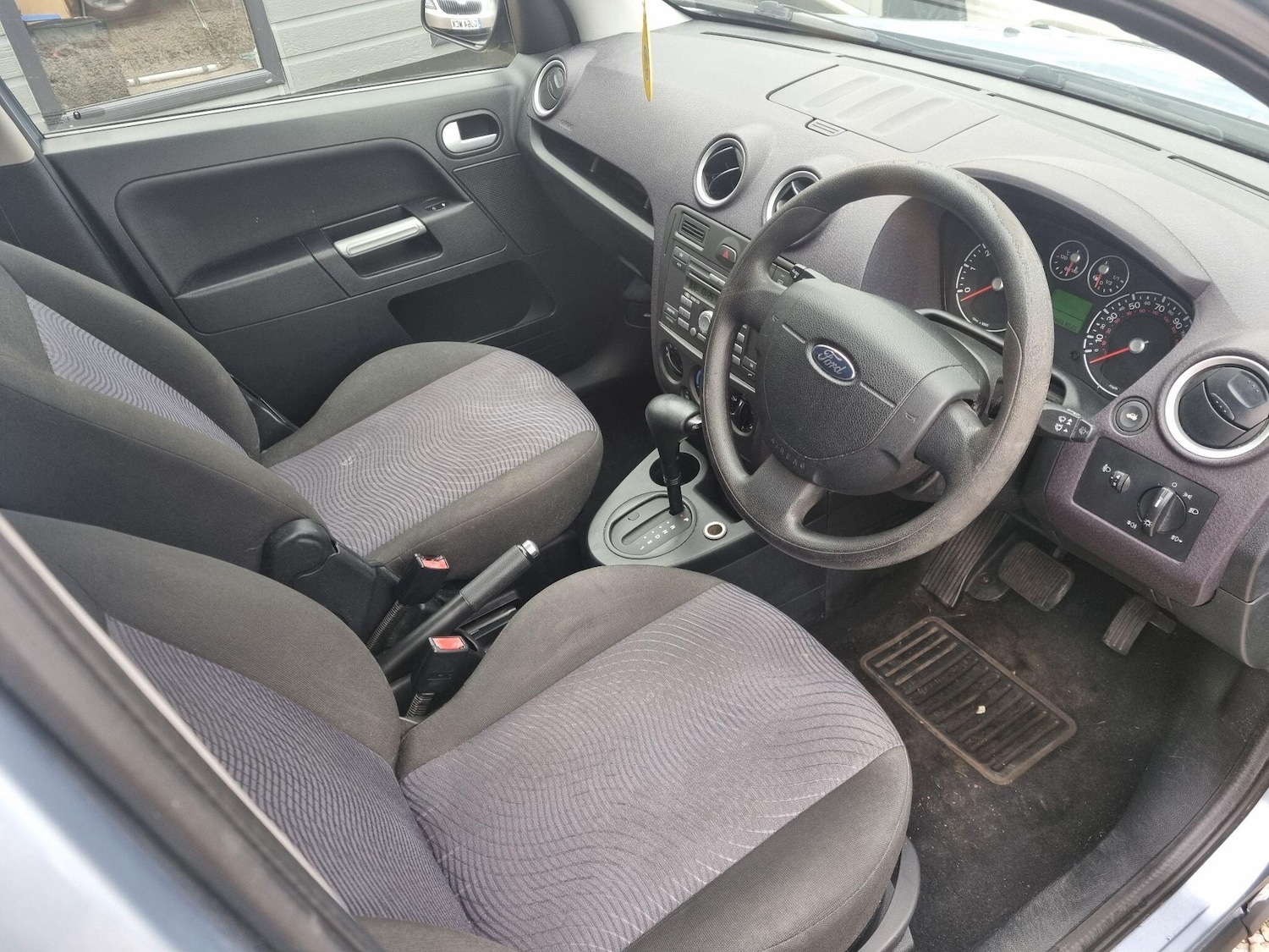 Used Ford Fusion 2006 for sale - 76399368: Photo 9