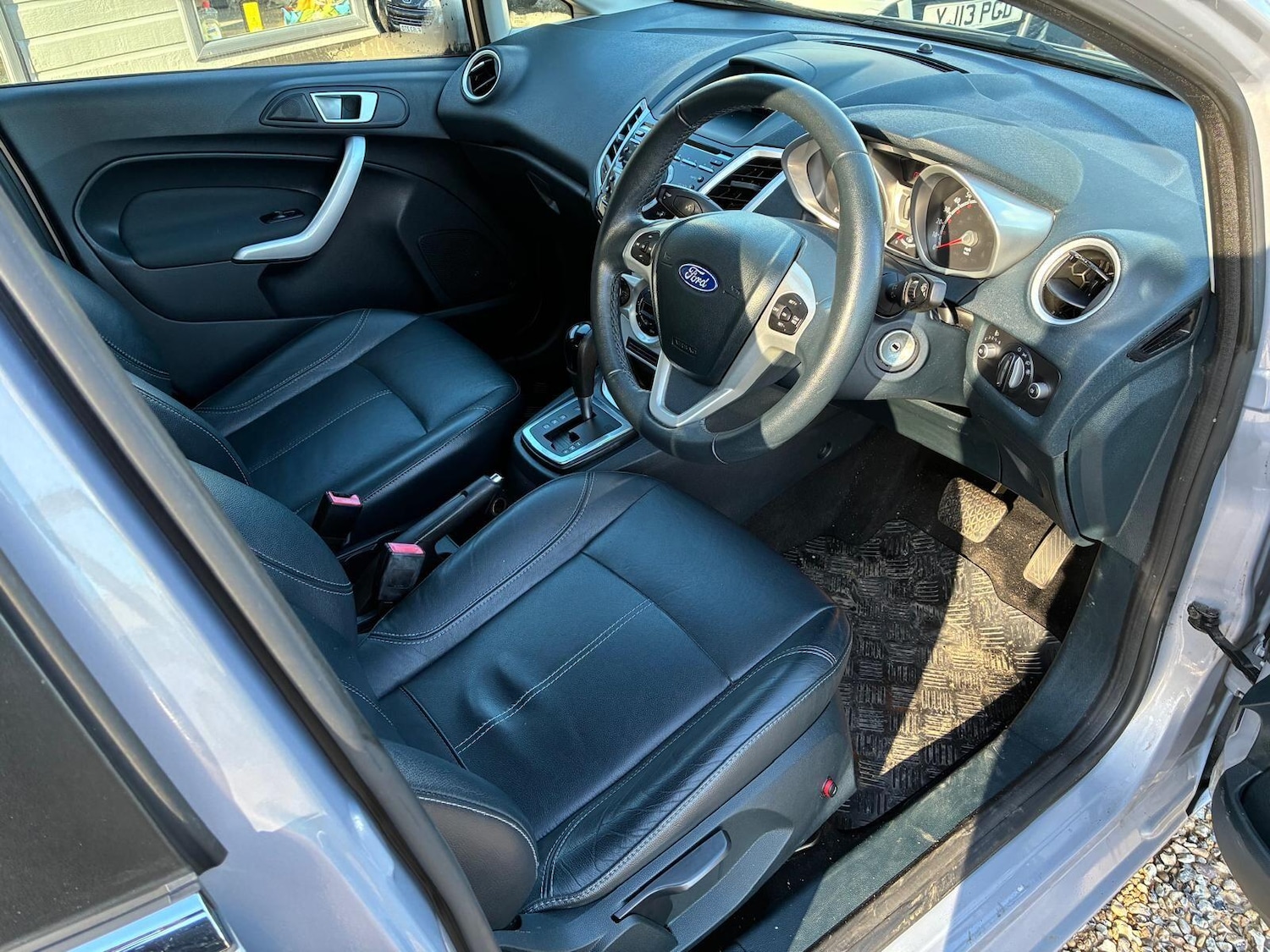 Used Ford Fiesta 2011 for sale - 77440135: Photo 10