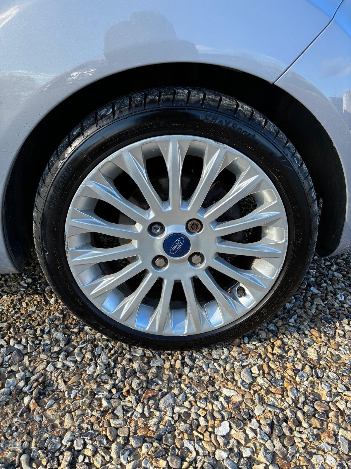 Used Ford Fiesta 2011 for sale - 77440135: Photo 18