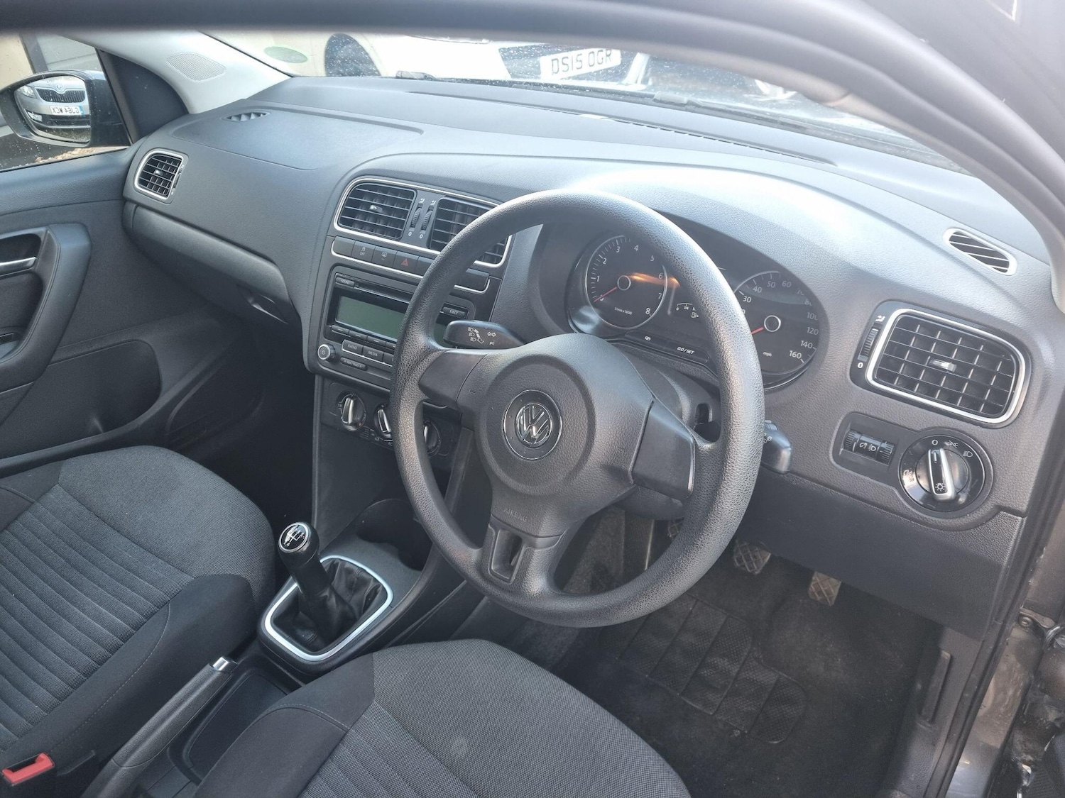 Used Volkswagen Polo 2010 for sale - 77400813: Photo 9