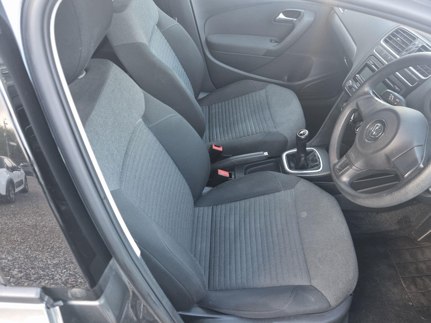 Used Volkswagen Polo 2010 for sale - 77156661: Photo 11