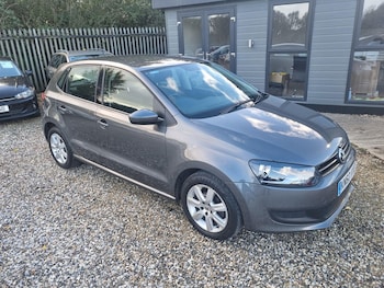 Used Volkswagen Polo 2010 for sale - 77156661: Photo