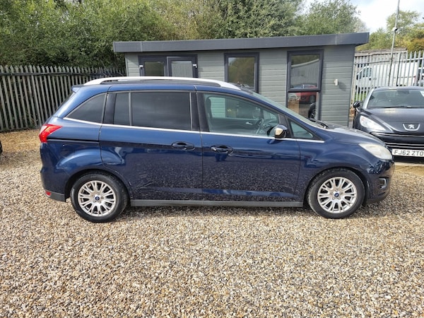 Used Ford Grand C-Max 2012 for sale - 76201228: Photo 7