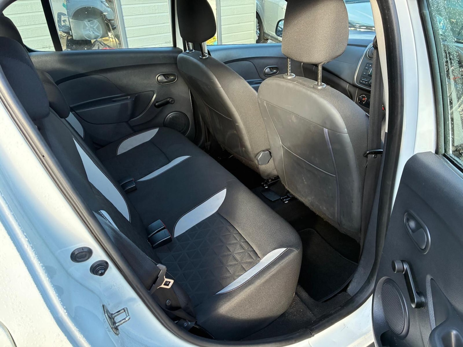 Used Dacia Sandero Stepway 2014 for sale - 77440179: Photo 13