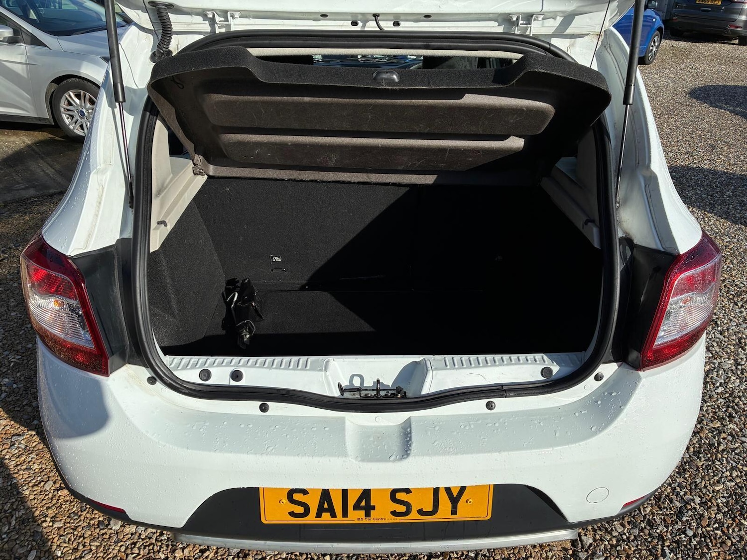 Used Dacia Sandero Stepway 2014 for sale - 77440179: Photo 7