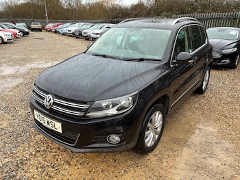 Used Volkswagen Tiguan 2015 for sale - 77267596: Photo