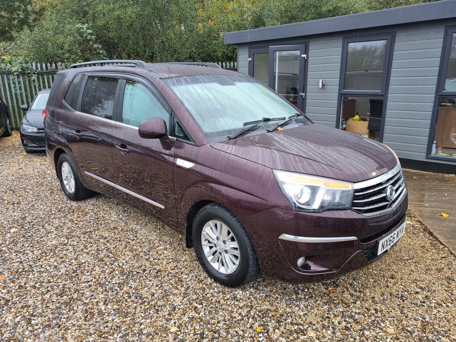 Used Ssangyong Turismo 2016 for sale - 76528078: Photo 1