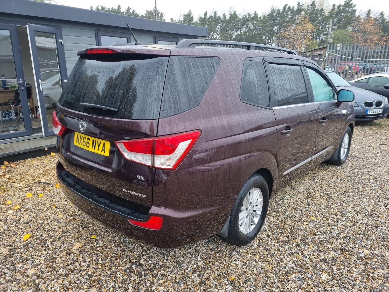 Used Ssangyong Turismo 2016 for sale - 76528078: Photo 6