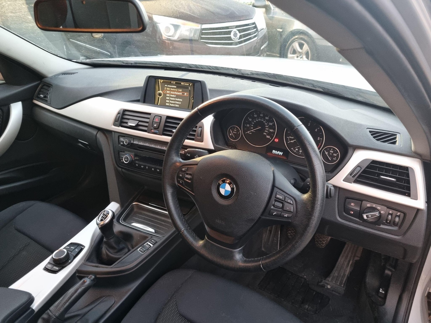 Used BMW 3 Series 2013 for sale - 76432413: Photo 9
