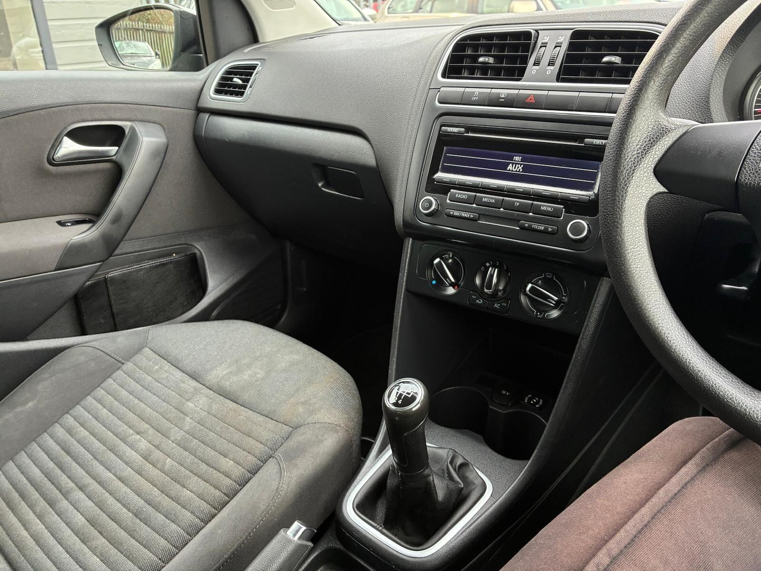 Used Volkswagen Polo 2012 for sale - 77331802: Photo 16